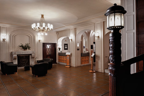 Hotel Schloss Schweinsburg Neukirchen Lobby