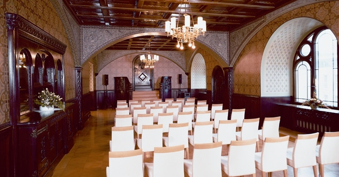 Hotel Schloss Schweinsburg Neukirchen Knight's Parlor