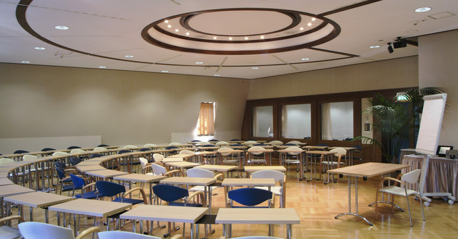 Hotel Schloss Schweinsburg Neukirchen meeting room