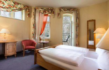 Hotel Schloss Schweinsburg Neukirchen Superior Room